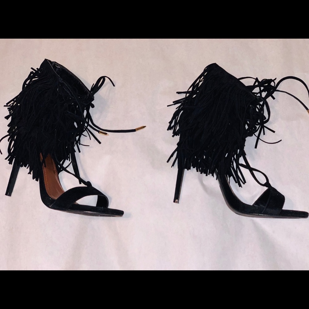 Women Shoe Republic LA